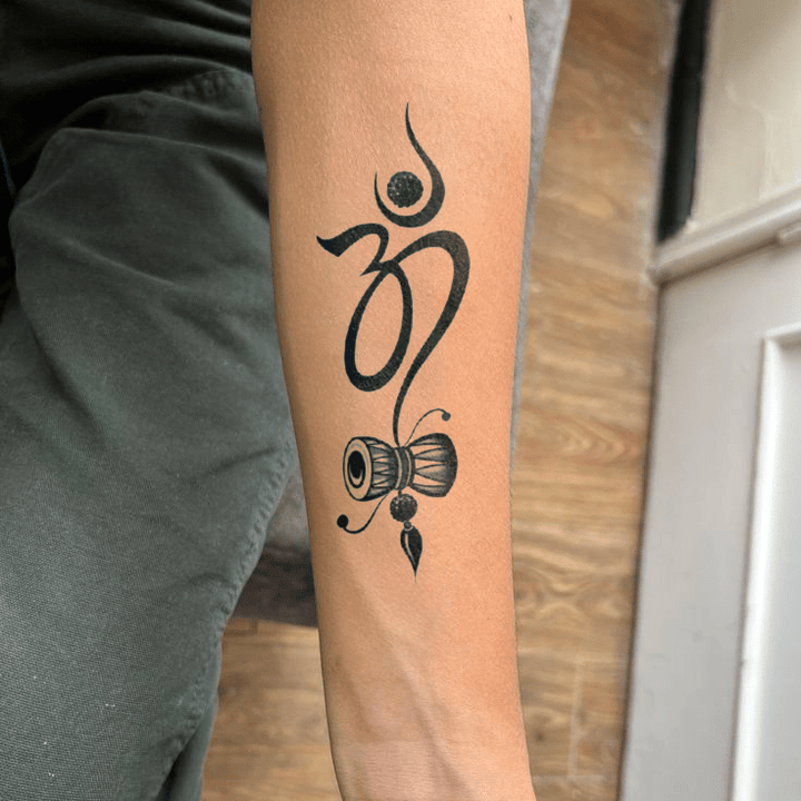 Om Damru - inkbolt